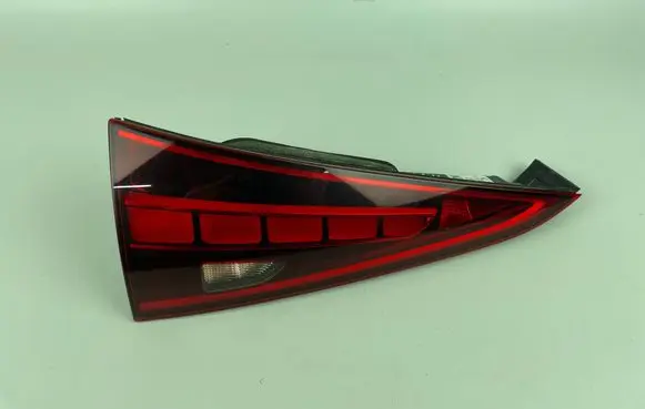 Mercedes-Benz C W206 Tailgate rear/tail lights A2069061901
