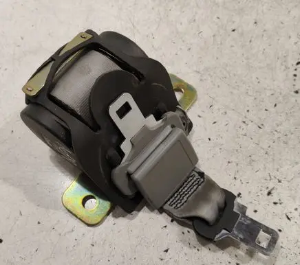 Renault Scenic I Rear seatbelt A504452