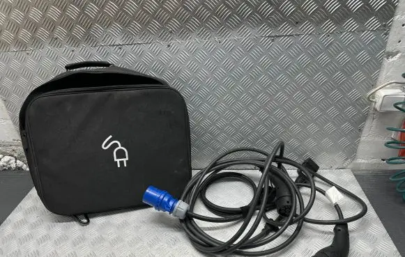 Audi Q7 4M Electric car charging cable 7PP971678AN 19052017 28012015