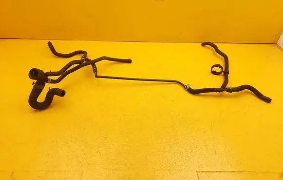 Audi A3 S3 8V Coolant pipe/hose 5Q0122291E