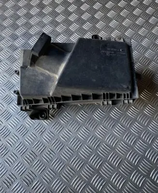 Audi A3 S3 8L Air filter box 1J0129607D