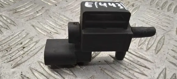 Audi A4 S4 B8 8K Turbo solenoid valve 037906283C
