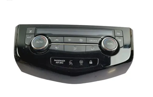 Nissan Qashqai Climate control unit 275004EA1A