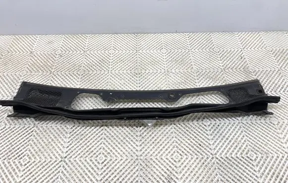 Wiper trim