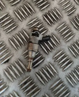 Audi A7 S7 4G Fuel injector 306E036P
