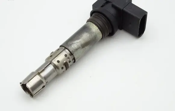 High voltage ignition coil