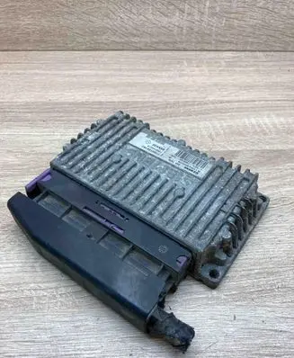 Renault Scenic I Gearbox control unit/module S105280008B 7700108763