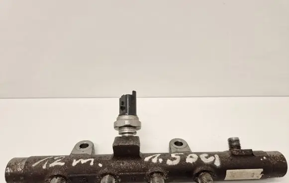Mercedes-Benz A W176 Fuel main line pipe H8201225030