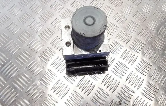 Mercedes-Benz A W169 ABS Pump 0265950505