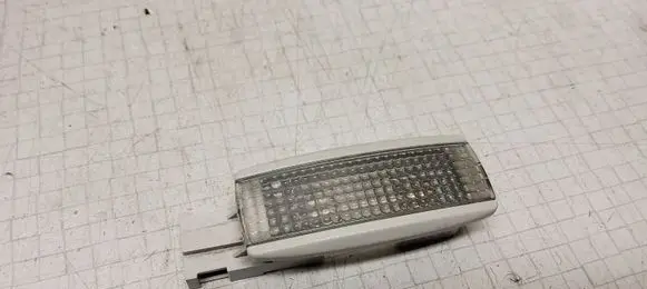 Volkswagen Polo IV 9N3 Other interior light 3B0947113