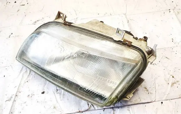 Volkswagen Sharan Headlight/headlamp 0301048301