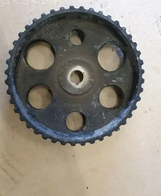 Volkswagen Caddy Fuel pump gear (pulley) 068130111B