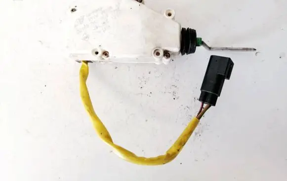 Seat Alhambra (Mk1) Central locking motor 7m0959775c 95vw9b241ab