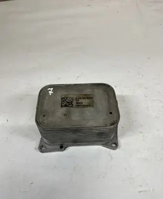 Mercedes-Benz CLS C218 X218 Engine oil radiator A2781880401