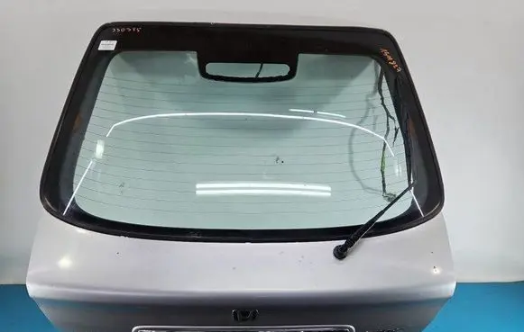 Tailgate/trunk/boot lid