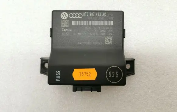 Audi A5 8T 8F Gateway control module 8T0907468AC