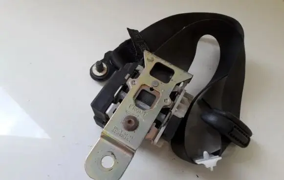 Jaguar S-Type Front seatbelt 2r83f611b09afleg 2r83-f611b09-afleg