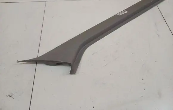 (C) pillar trim