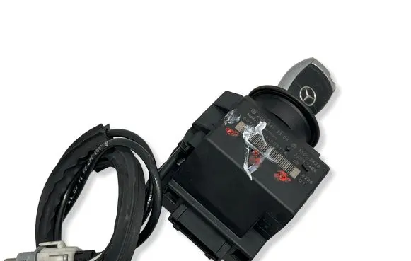 Mercedes-Benz CLK A209 C209 Ignition lock 2095453308
