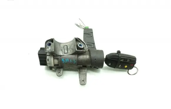 Volvo V70 Ignition lock 8626324