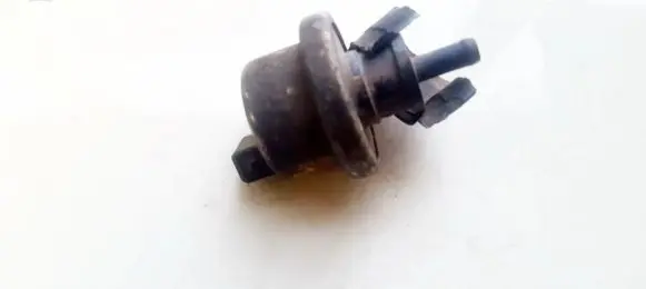 Valve vacuum