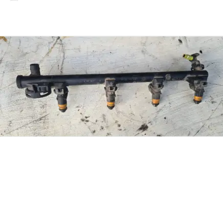 Peugeot 206 Fuel main line pipe 7700112519