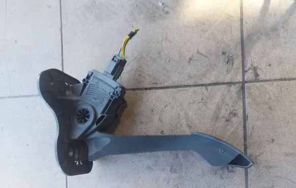 Ford Transit Custom Accelerator throttle pedal BK219F836AD