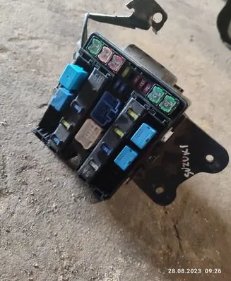 Suzuki Grand Vitara II Fuse module