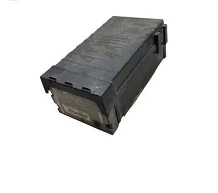 Chrysler Grand Voyager IV Fuse module 05144509AB 352302353