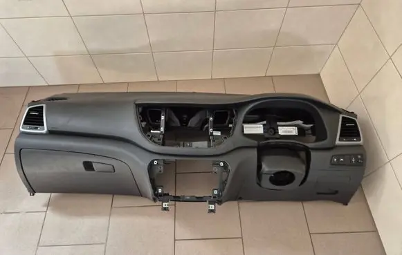 Hyundai Tucson TL Dashboard