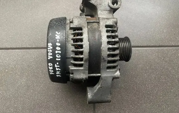 Volvo S40 Generator/alternator 3M5T10300KC