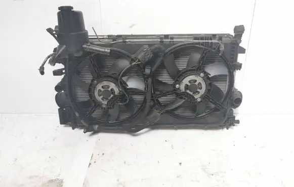 Opel Insignia A Radiator set P8658004 13223018