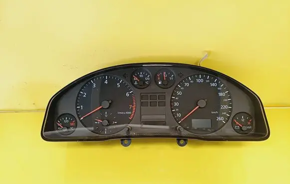 Audi A6 S6 C5 4B Speedometer (instrument cluster) 4B0919860F 110008888002