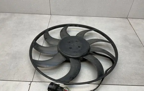 Volkswagen Polo VI Electric radiator cooling fan 2Q0959455K 2Q0121203J