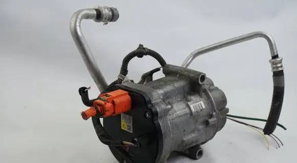 Toyota Corolla E160 E170 Air conditioning (A/C) compressor (pump) 0424001201