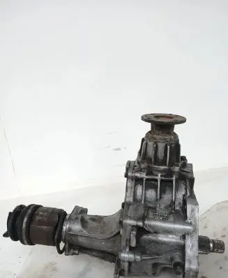 Gearbox transfer box case
