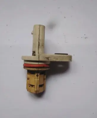 Opel Astra J Camshaft position sensor 55566932