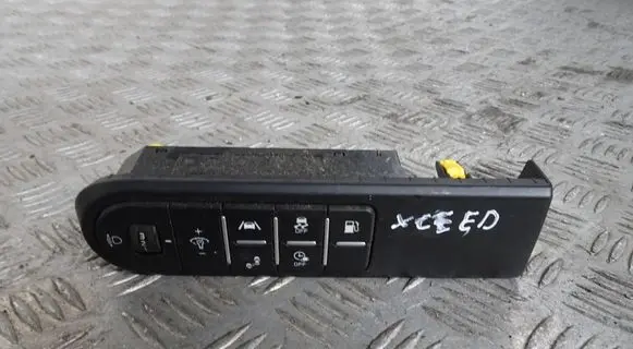 KIA Xceed Other switches/knobs/shifts 93700-CR021