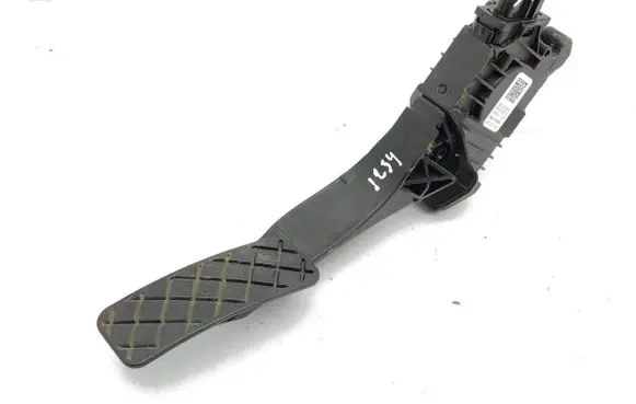 Audi A1 Accelerator throttle pedal 2Q2723503A 6PV01062187