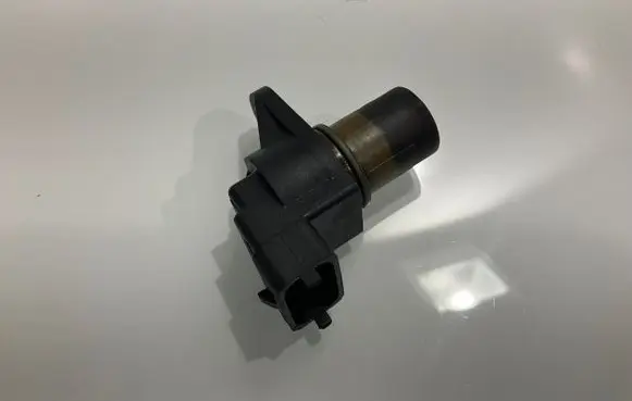 Mercedes-Benz E W211 Camshaft position sensor A0031539728 0031539728