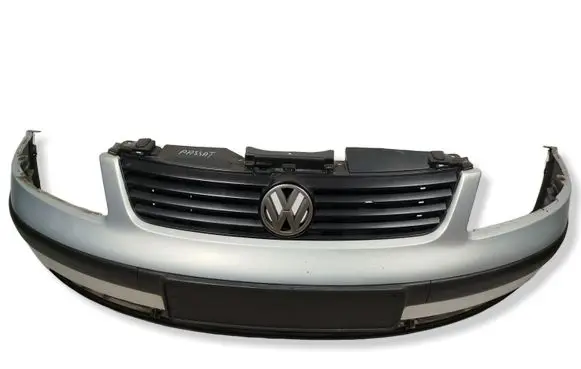 Volkswagen PASSAT B5 Front bumper 3B0807217 3B0807251