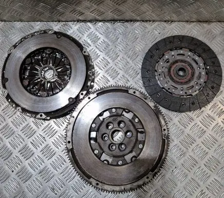 Volkswagen Touran I Clutch set kit 324035510