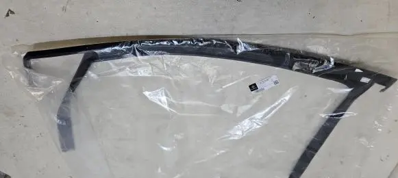 Mercedes-Benz B W247 Front door rubber seal A2477252800