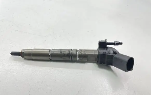 Chrysler 300 - 300C Fuel injector A6420701387 0445115064