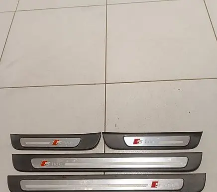 Audi A7 S7 4G Front sill trim cover 4G8853373 4G8853373A