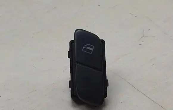 Volkswagen Polo Electric window control switch 6909598562592