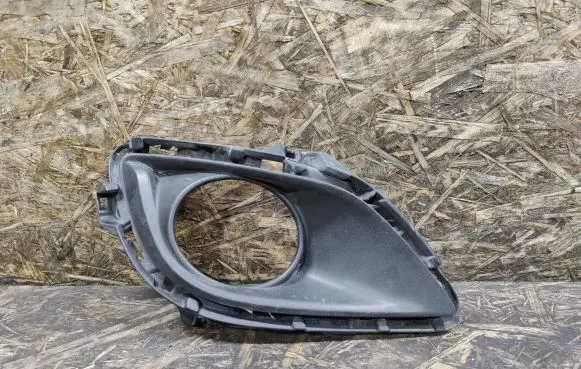Mazda CX-9 Fog light bracket TK2250C21