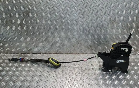 Renault Captur II Gear selector/shifter in gearbox 111193779