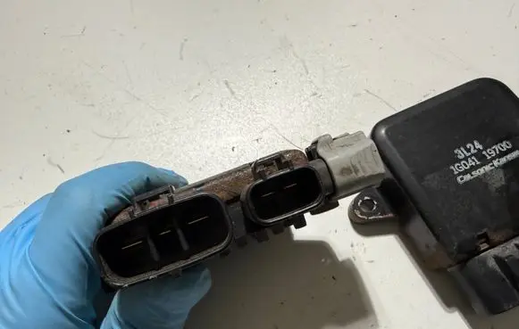 Tesla Model S Coolant fan relay 1G04119700