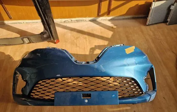 Renault Zoe Front bumper 620223129R